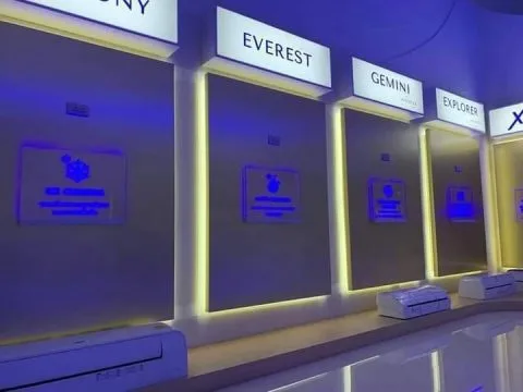 Carrier’s Shops Interior Decoration
