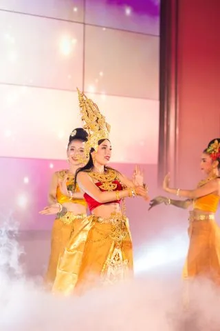 Ceva, De Gala Dinner Party