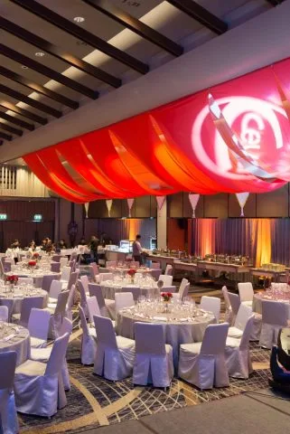 Ceva, De Gala Dinner Party