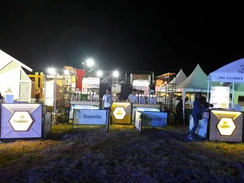 Höegaarden & Full Moon Booth at Big Mountain Music Festival