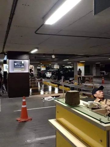 Krungsri Exclusive Car Park Decoration