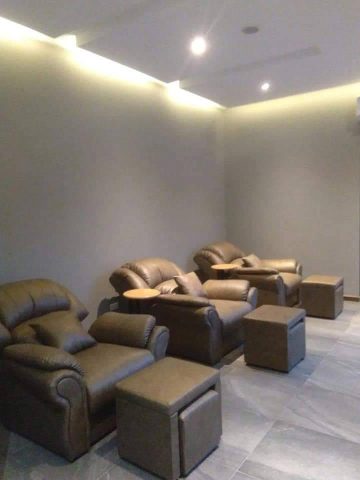 Skin Clinic & Spa Interior Decoration